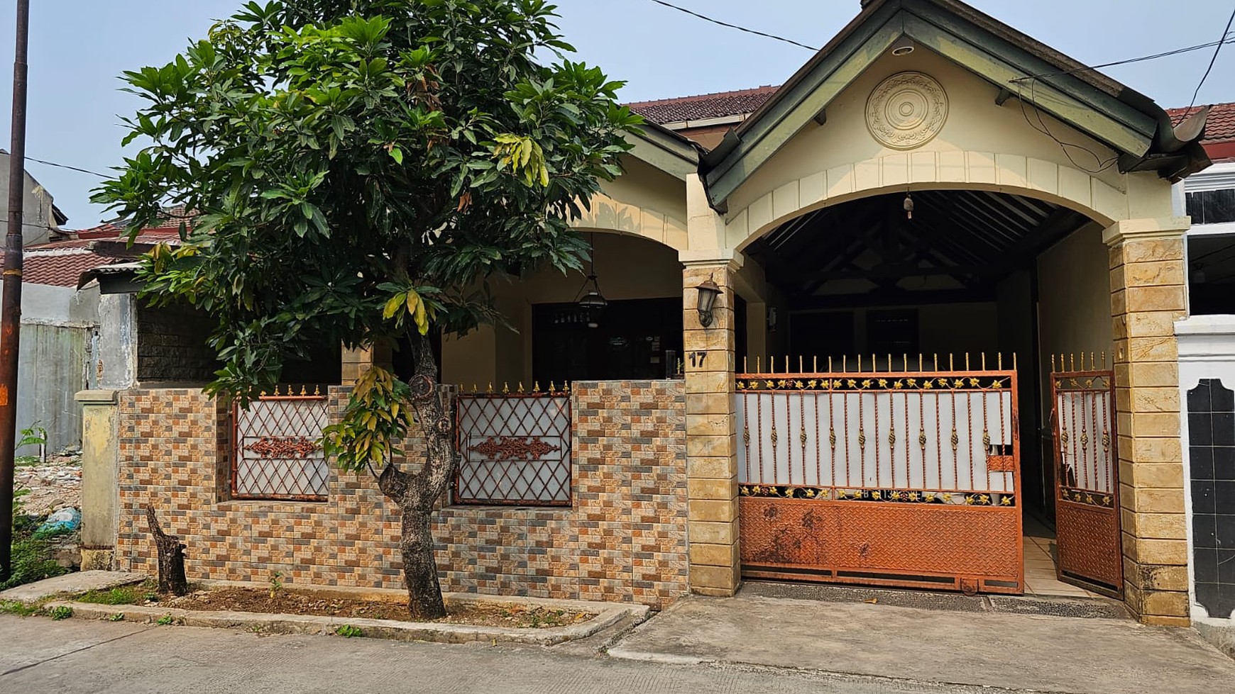 Rumah 2 Lantai Fully Furnished di Kelapa Dua, Tangerang