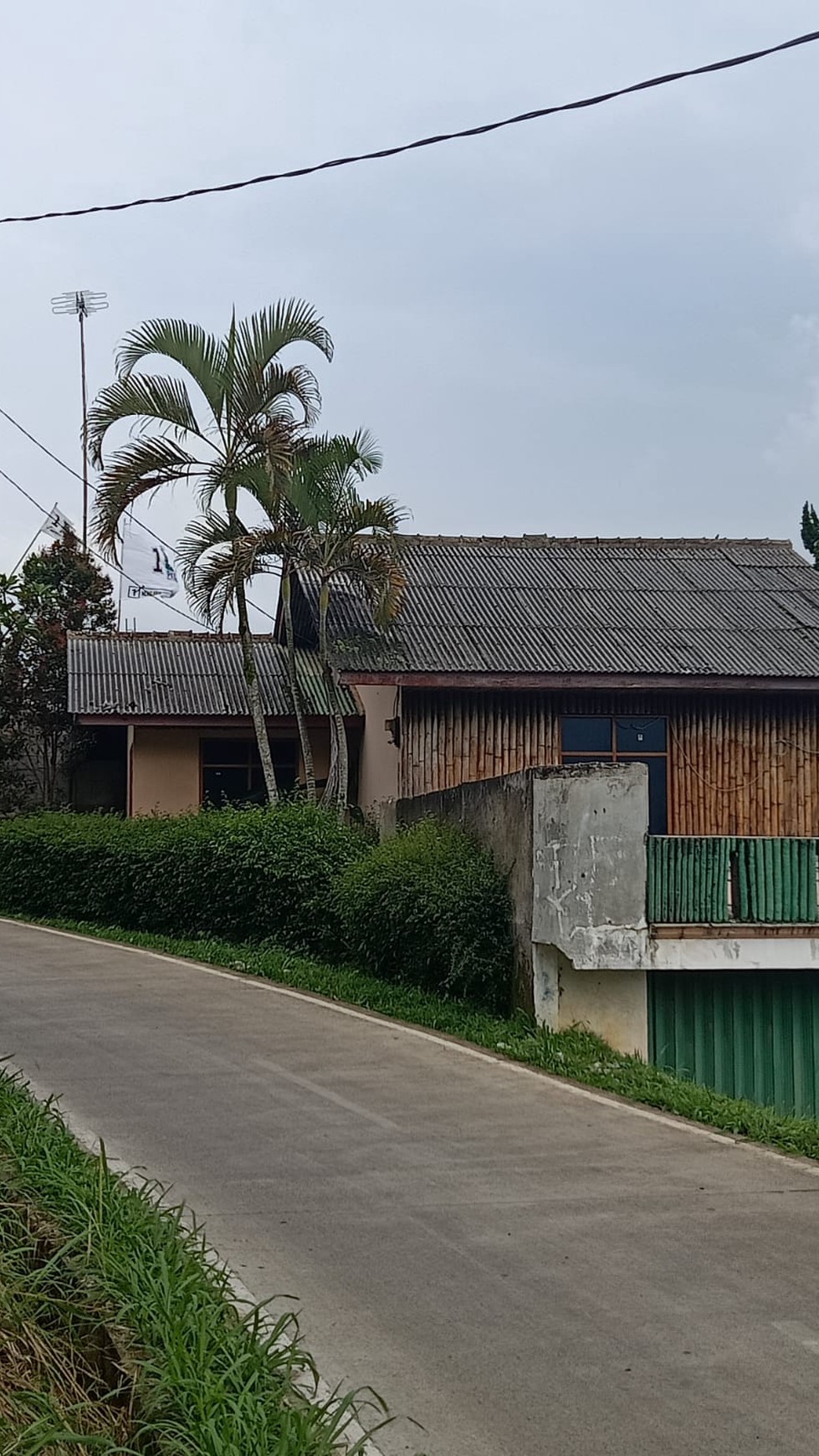 DIJUAL -  Villa dan Kebun dengan view menakjubkan