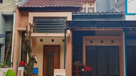 Rumah Bagus Di Cluster Celesta, Graha Raya Bintaro Jaya