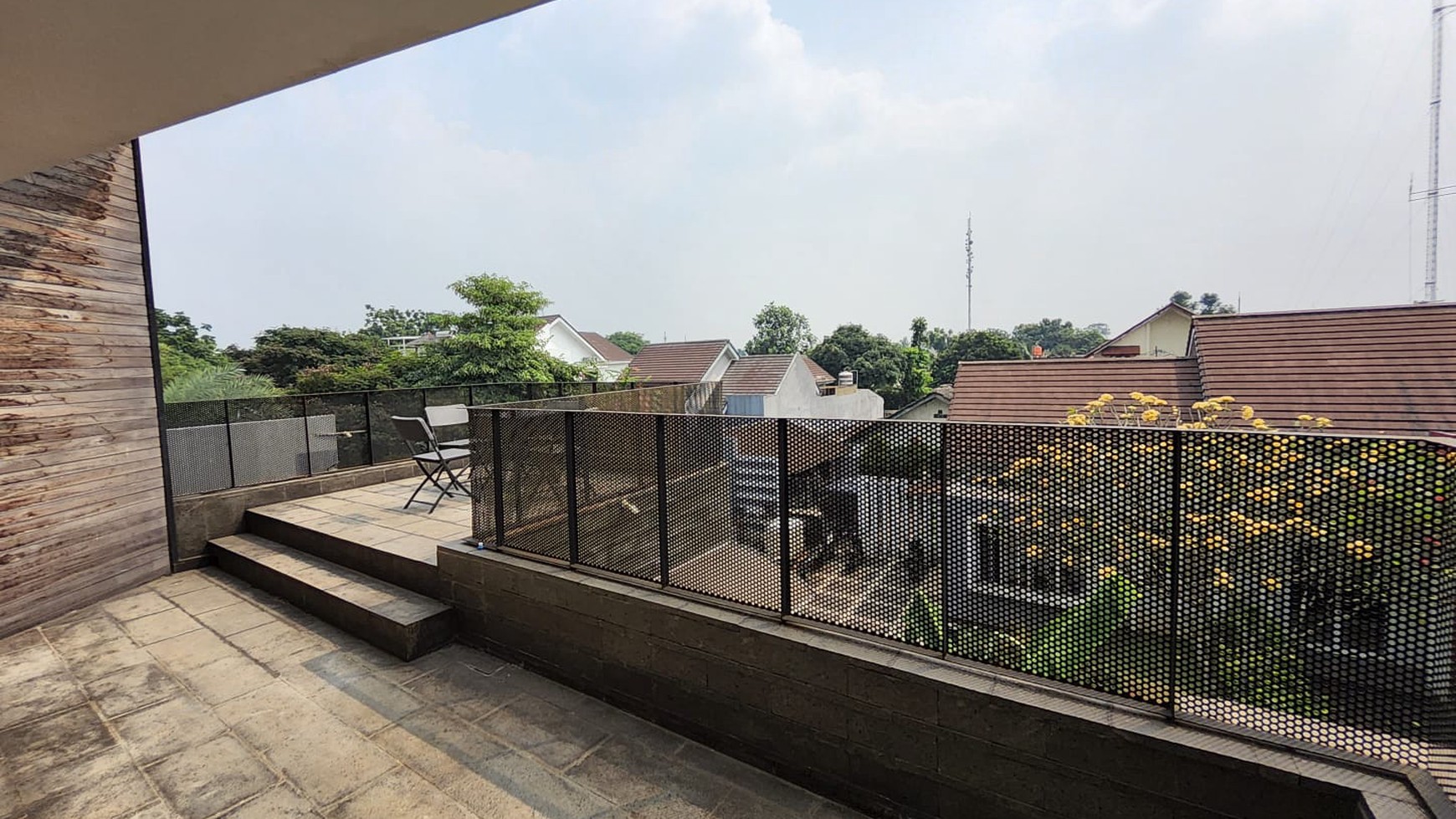 Dijual SEGERA Rumah Bagus Dengan Pool di Grand Matoa, Jl H Aselih, Jagakarsa, Jakarta Selatan