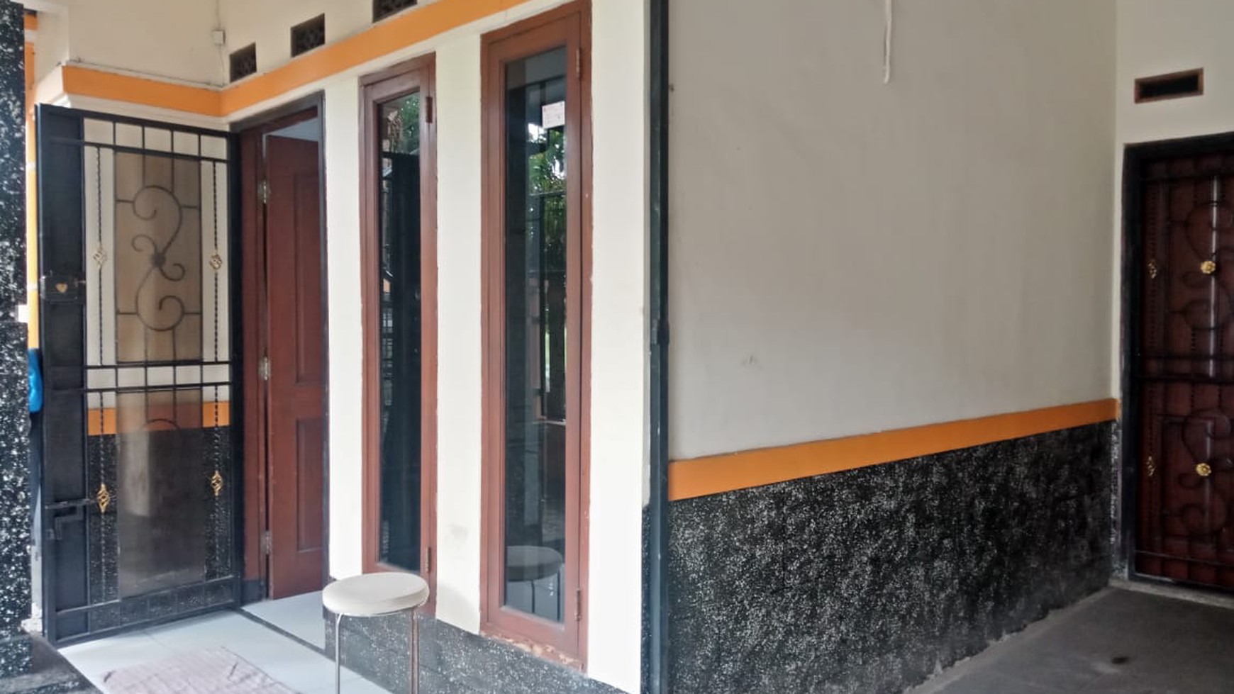 Rumah 2 lantai , dekat Griya Buah Batu