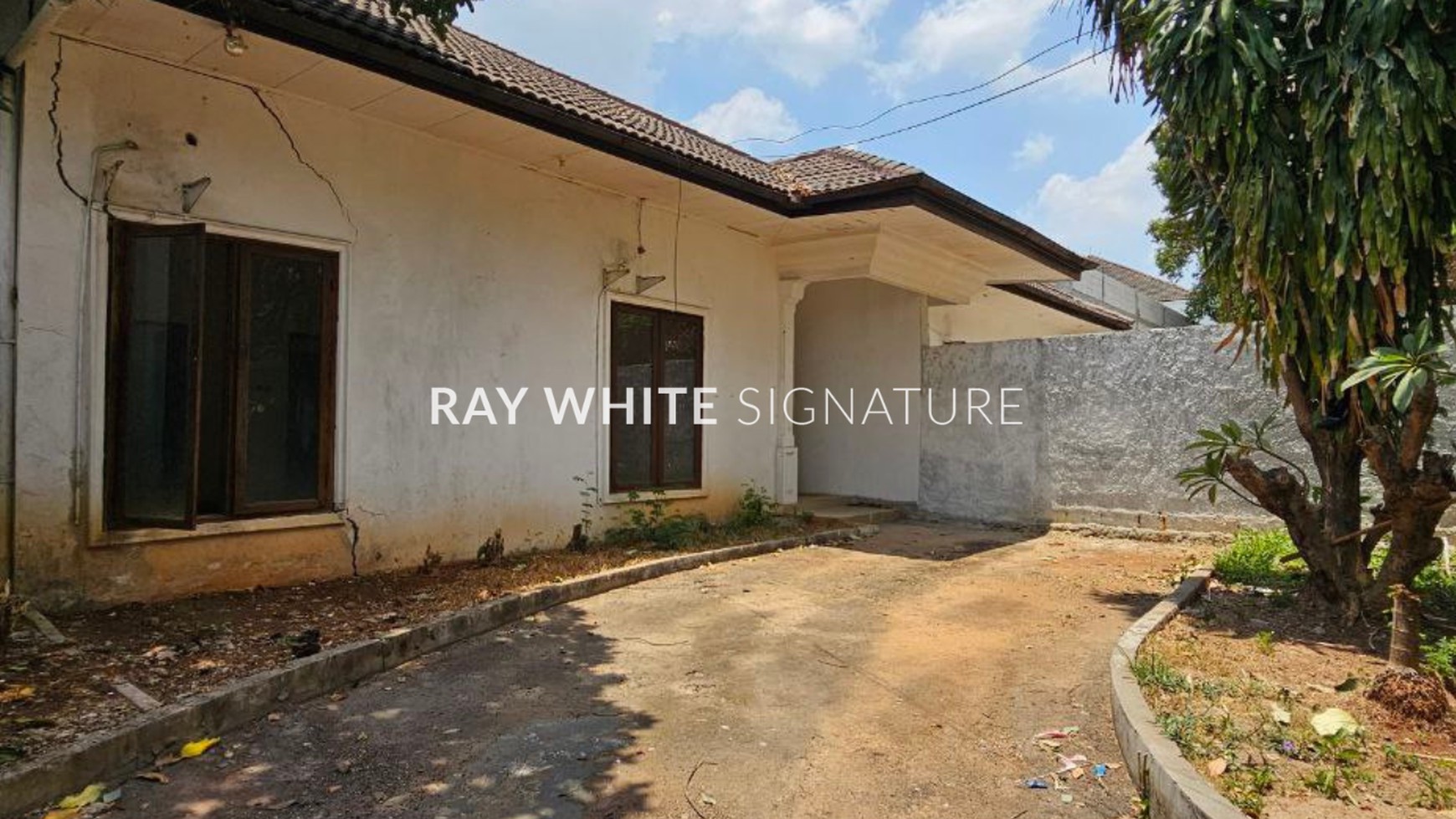 Dijual Rumah di Jl. Patra Kuningan XIV No. 12A