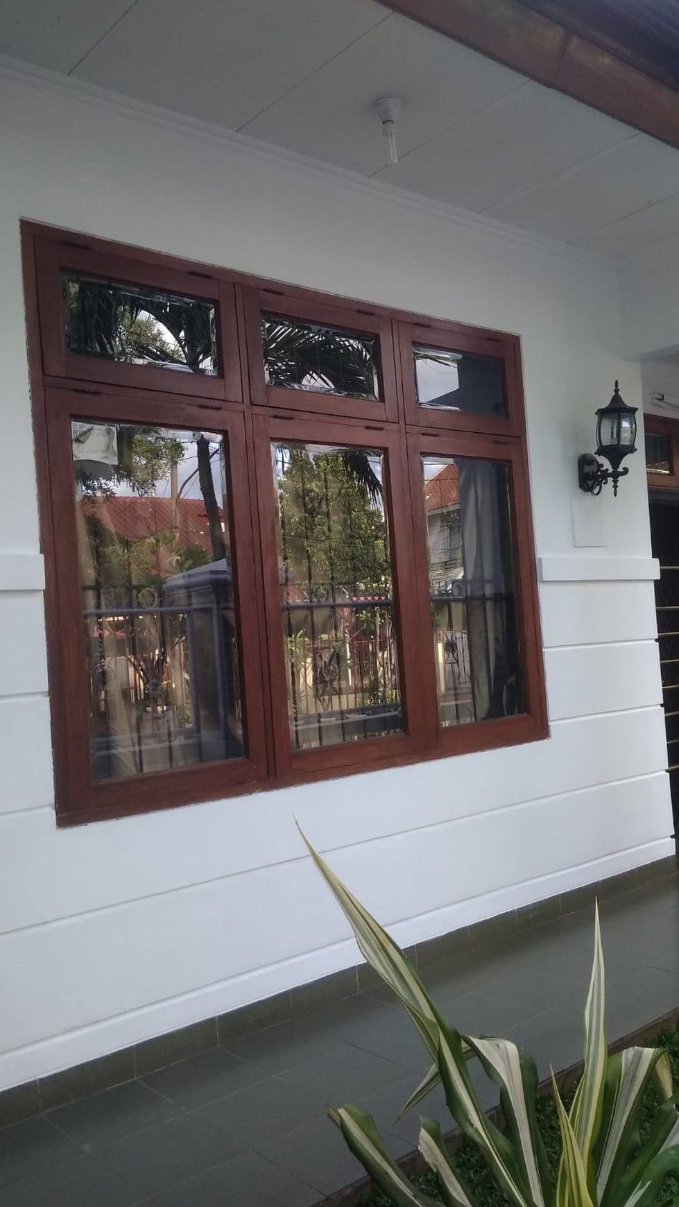 Rumah Siap Huni Bangunan Kokoh dan Halaman Luas @Elang, Bintaro