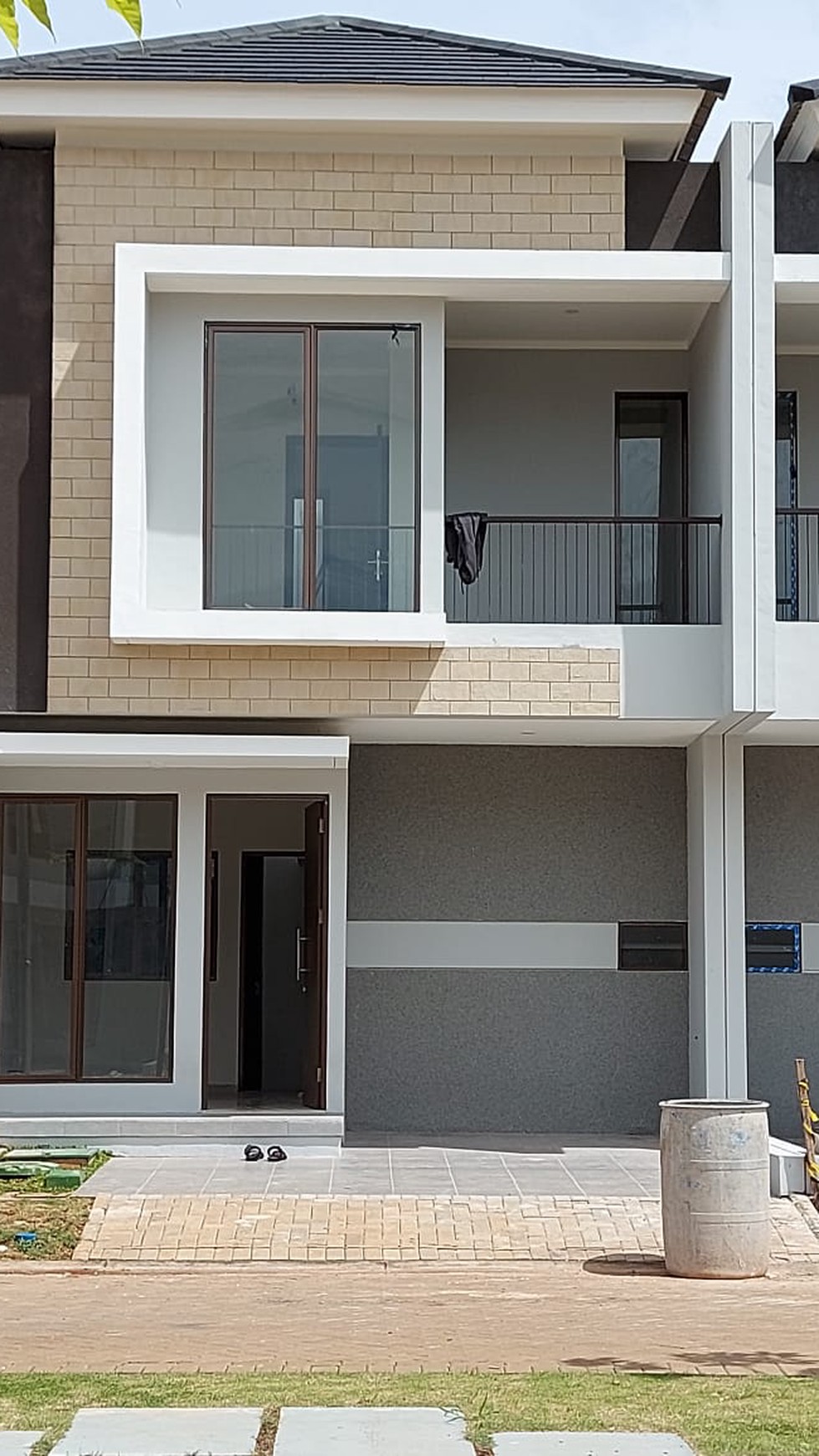 Dijual Rumah Bagus Di Fortune Height Graha Raya Bintaro