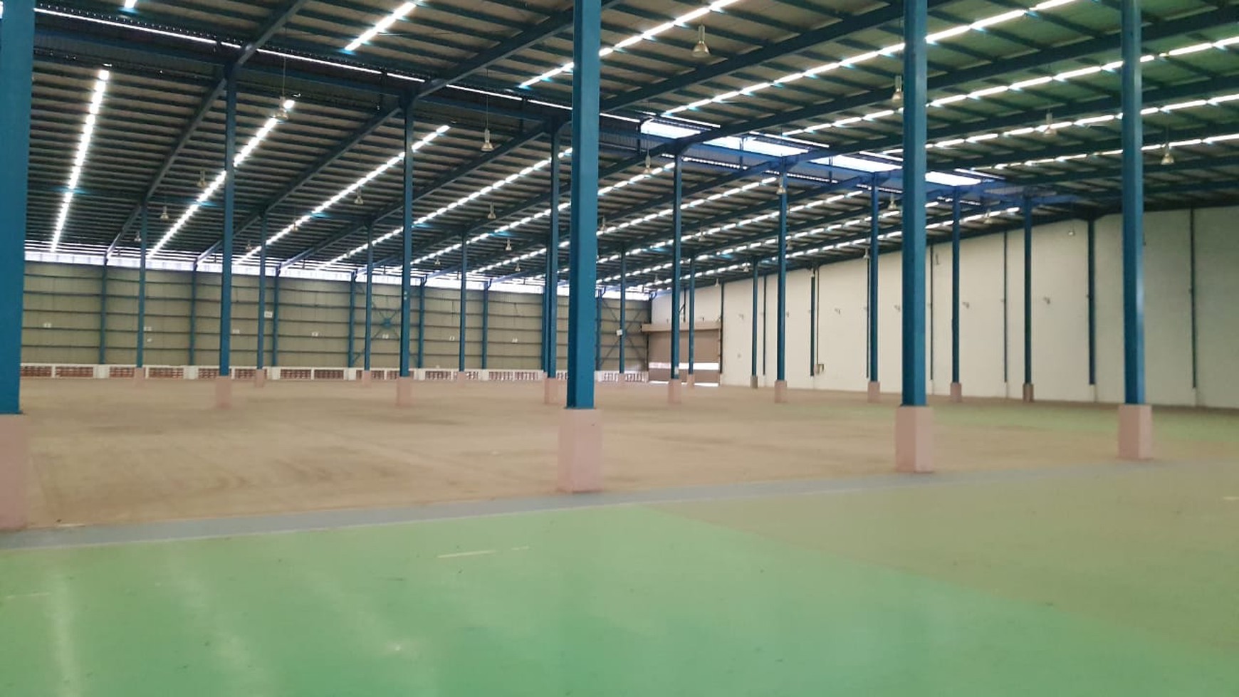 Warehouse Siap Pakai di Delta Silicon Lippo Cikarang