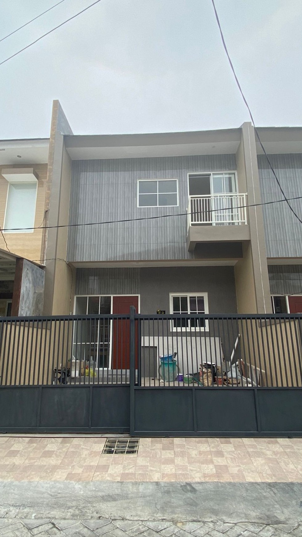 Dijual Rumah Baru Mulyosari Utara - Surabaya Timur - New Modern 2 Lantai