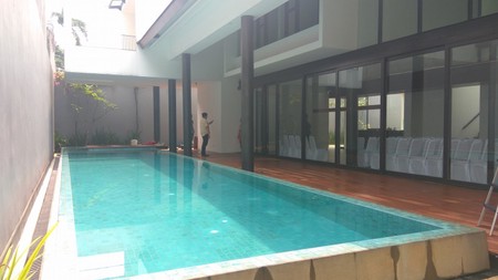  Bright, Modern and Quite House in Kebayoran Baru area " The price can be negotiable"