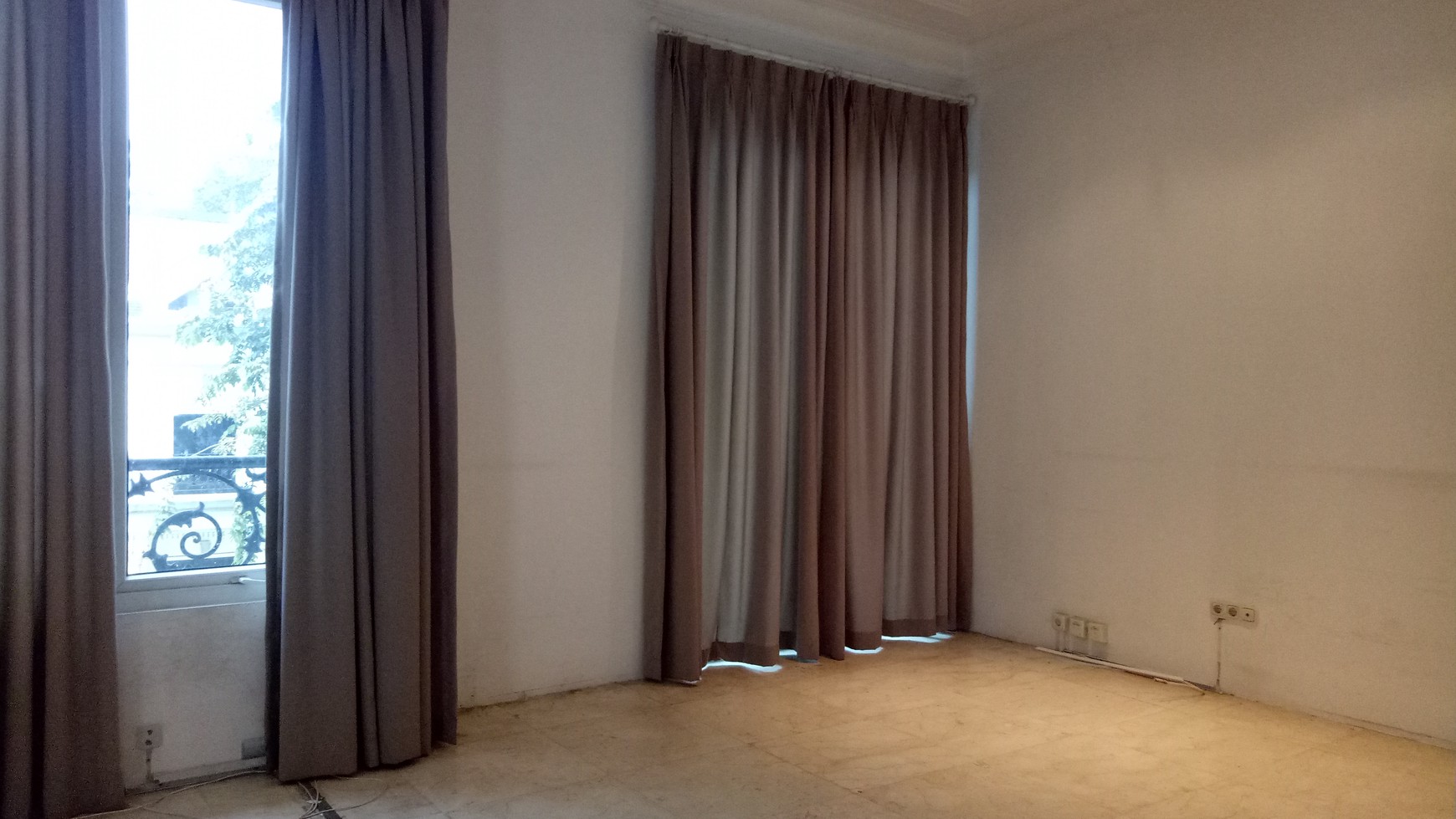 Luxury house in Senopaty area ready suitable for office or beauty clinic