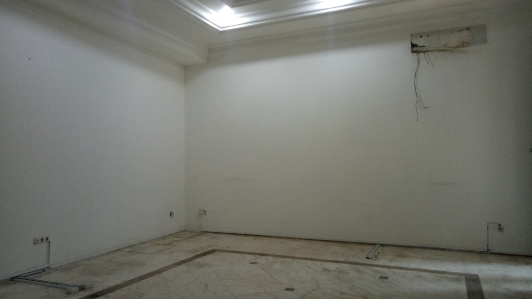 Luxury house in Senopaty area ready suitable for office or beauty clinic