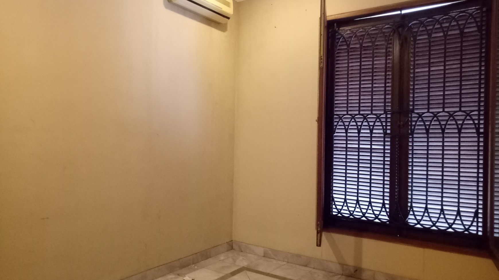 Big house in Senopati area suitable for office