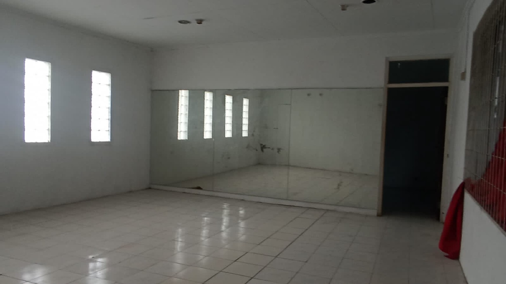 Dijual Kavling Luas Pinggir Jalan dan Terdapat Bangunan Ruko Siap Pakai @Jl Raya Hankam