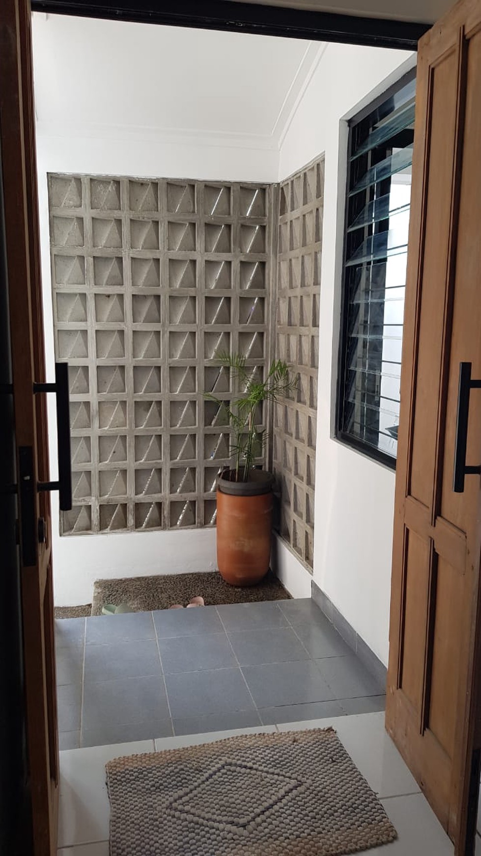 Di Jual Rumah New Renovation  Taman Permata 2 Bintaro 