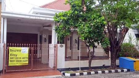 Rumah di Kutisari Indah Utara Surabaya Selatan, Bagus + Terawat, Layak Huni