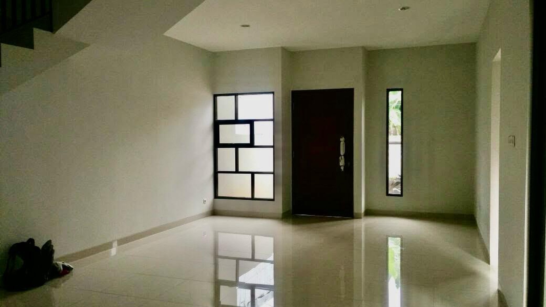 Rumah Minimalis Brand New Hot Sale di Meruya  Jakarta