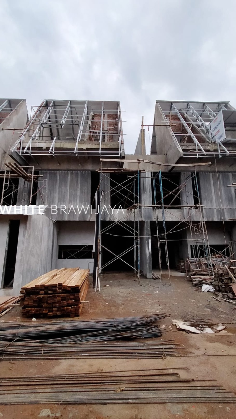 Rumah 3 Lantai Lokasi Strategis On Progress Area Cilandak