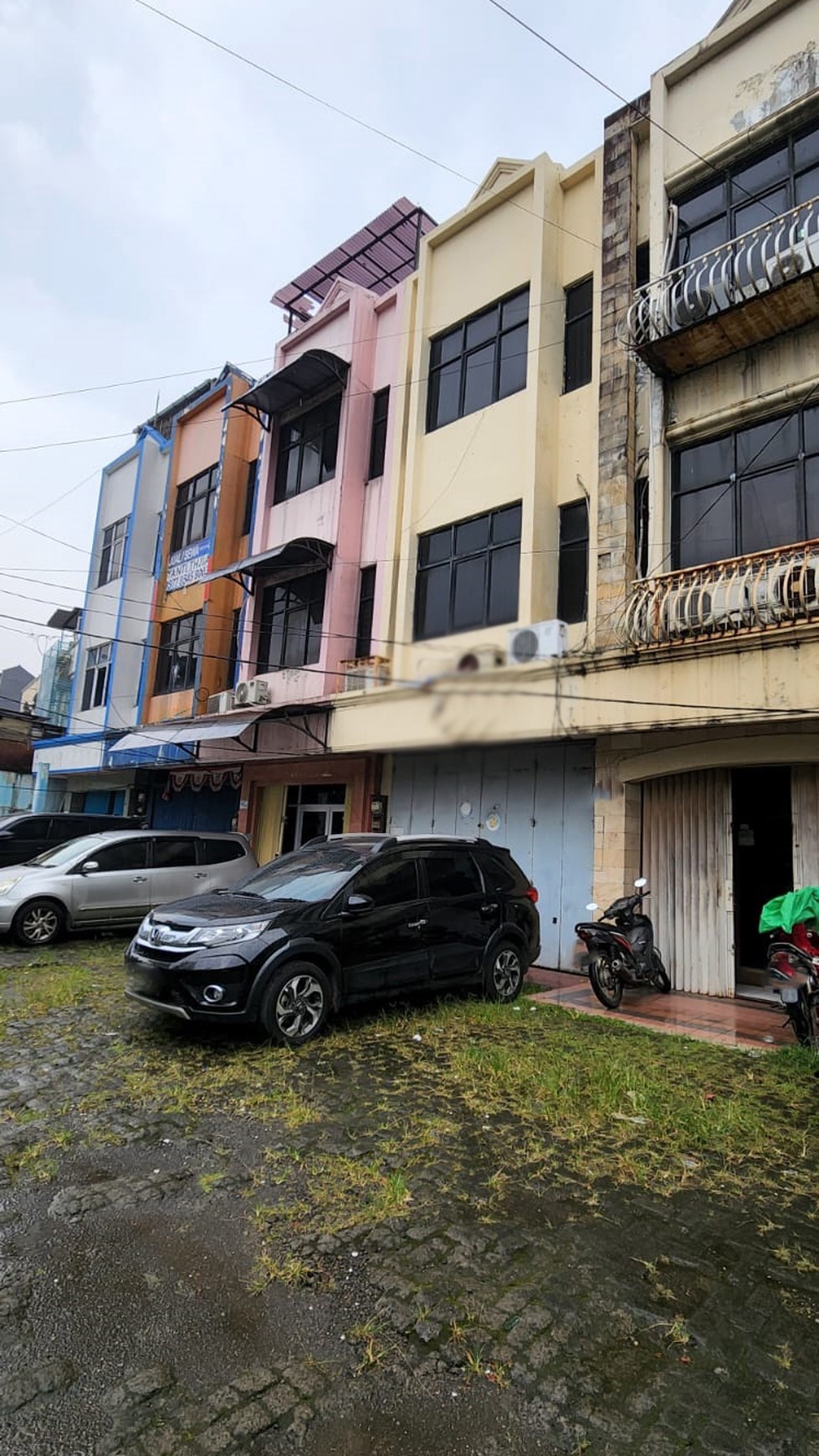 Ruko Lokasi Strategis dan Siap Pakai @Ruko Pondok Pinang