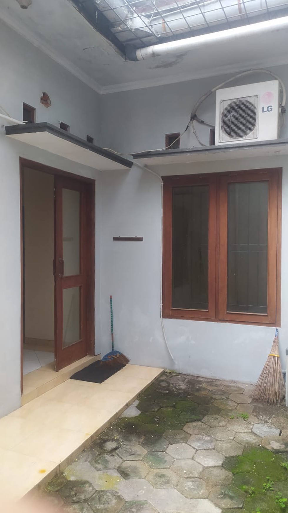 Rumah Siap 4 Kamar Siap Huni Area Lempongsari Lokasi Dekat Montessori School