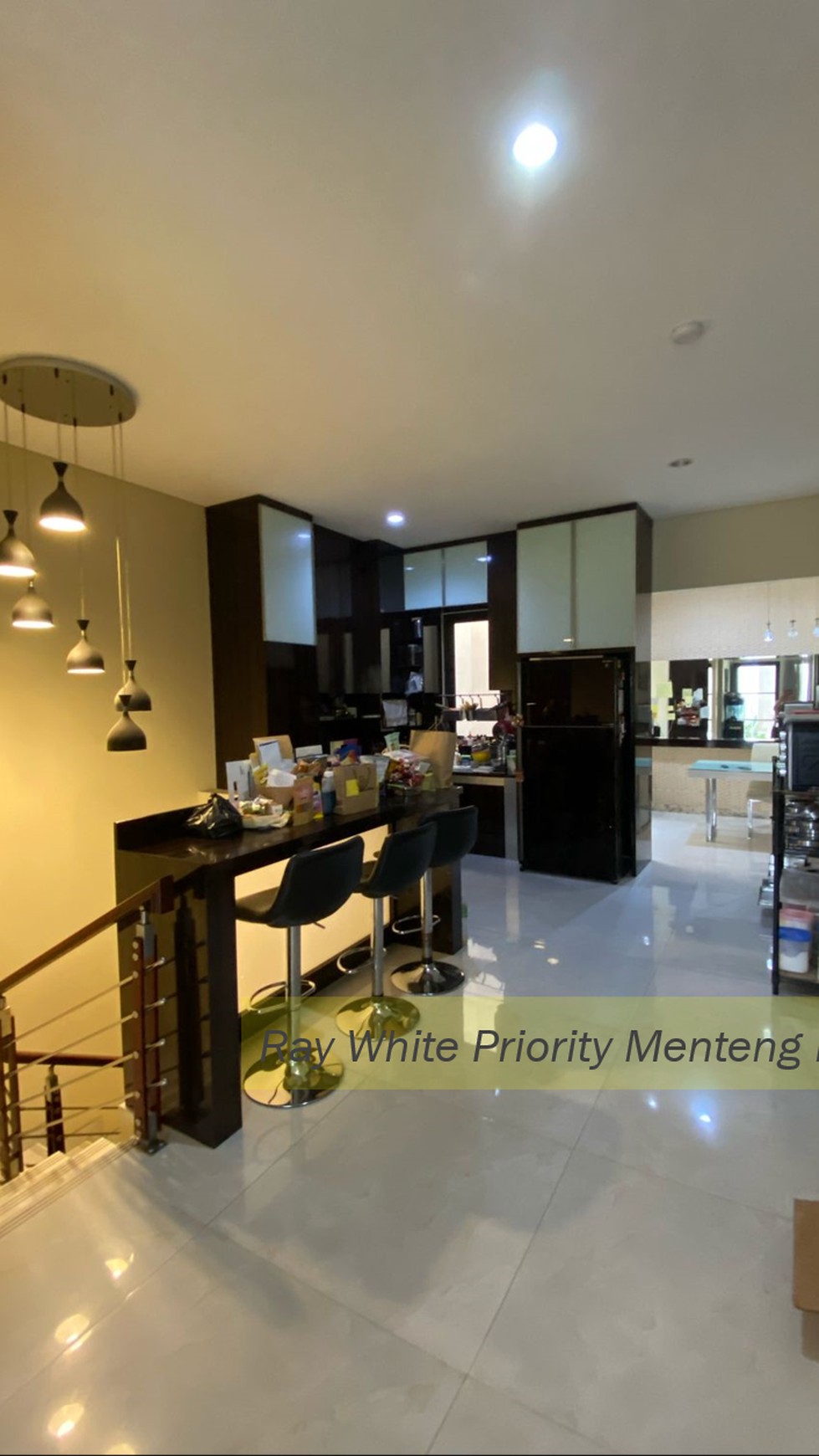 Rumah Mewah 3 Lantai di Kebayoran Lama, Jakarta Selatan