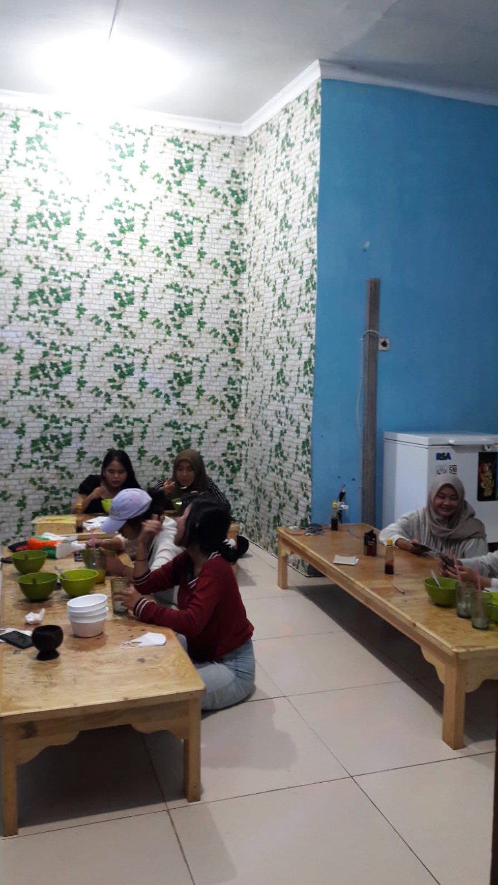 Rumah Kos-kosan Di Jl Cendrawasih Komp Nerada Ciputat Tangerang Selatan