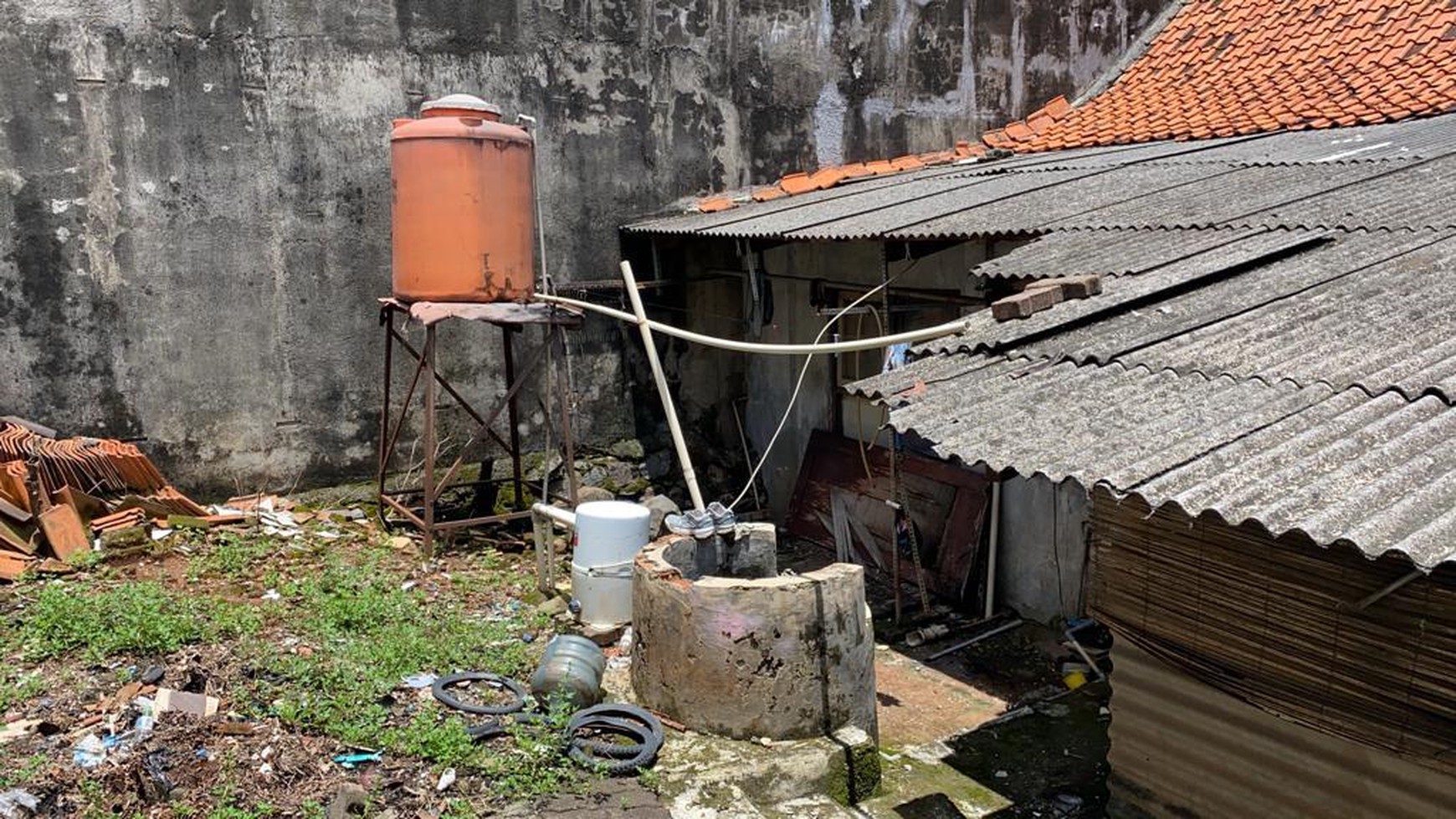 Rumah Hitung Tanah dan Lokasi Strategis @Cilandak