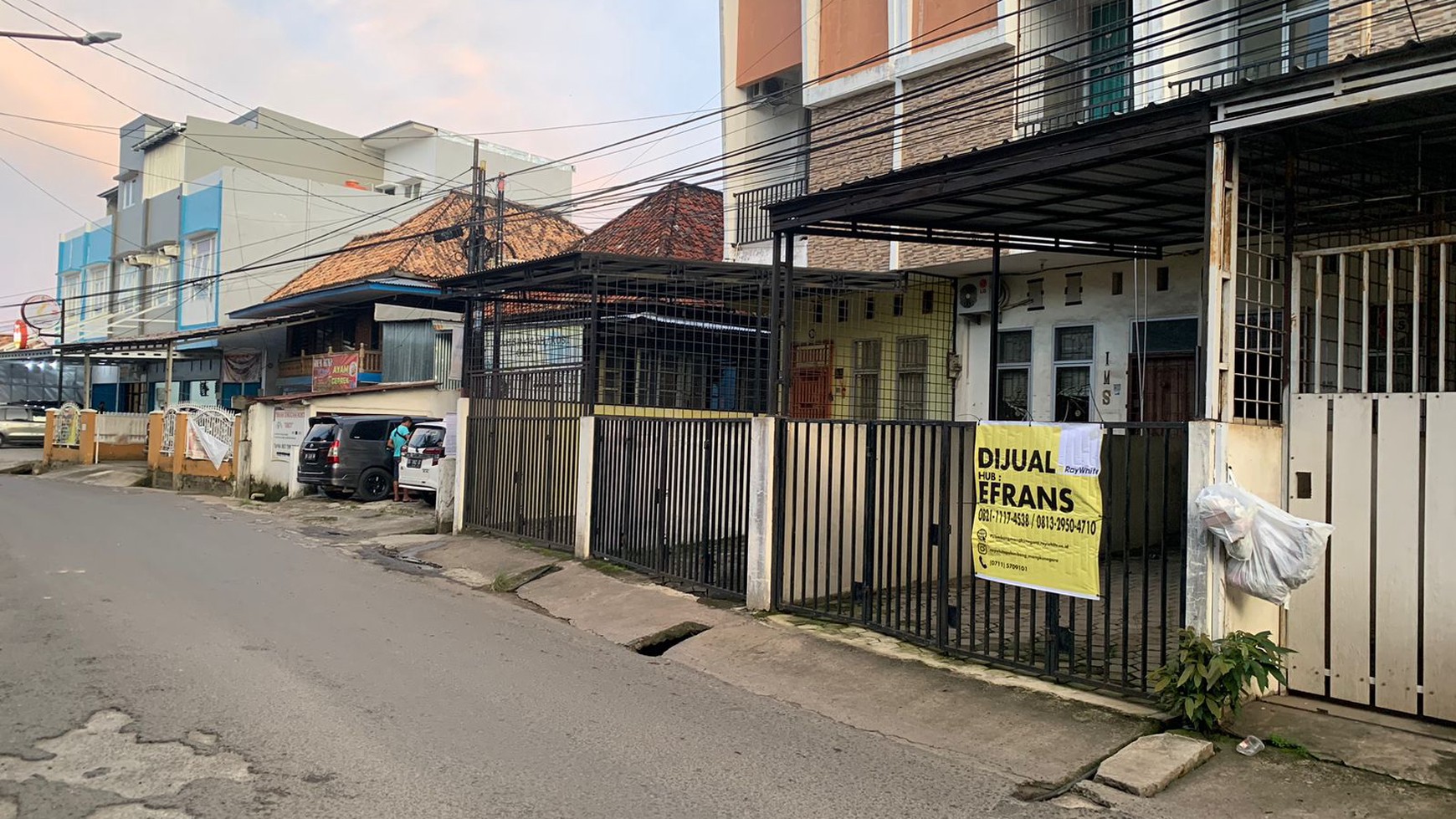 Dijual Townhouse di Jl Inspektur Yazid