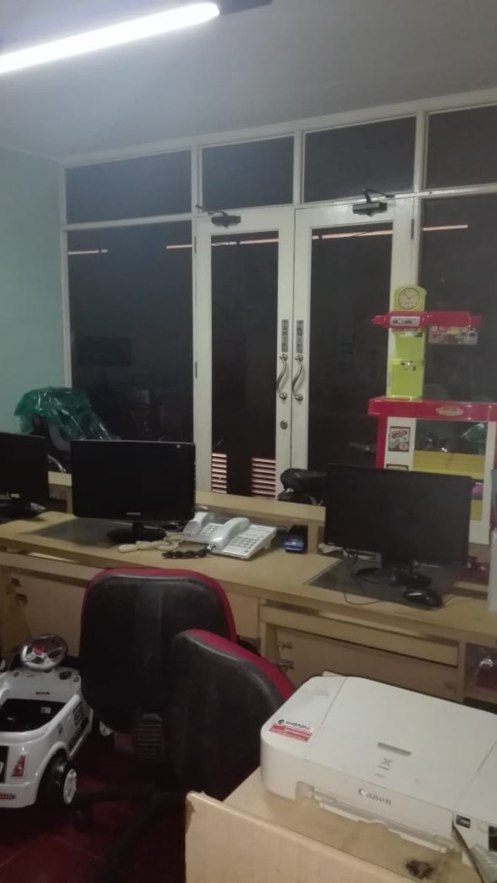 Rumah Pinggir Jalan Raya, Cocok Untuk Usaha dan Hunian @Bintaro