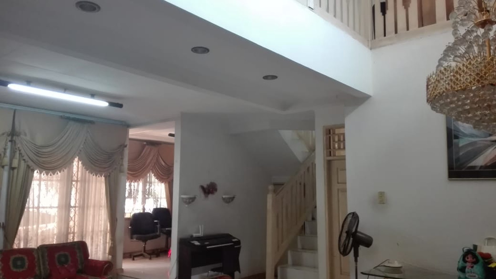 Rumah Pinggir Jalan Raya, Cocok Untuk Usaha dan Hunian @Bintaro