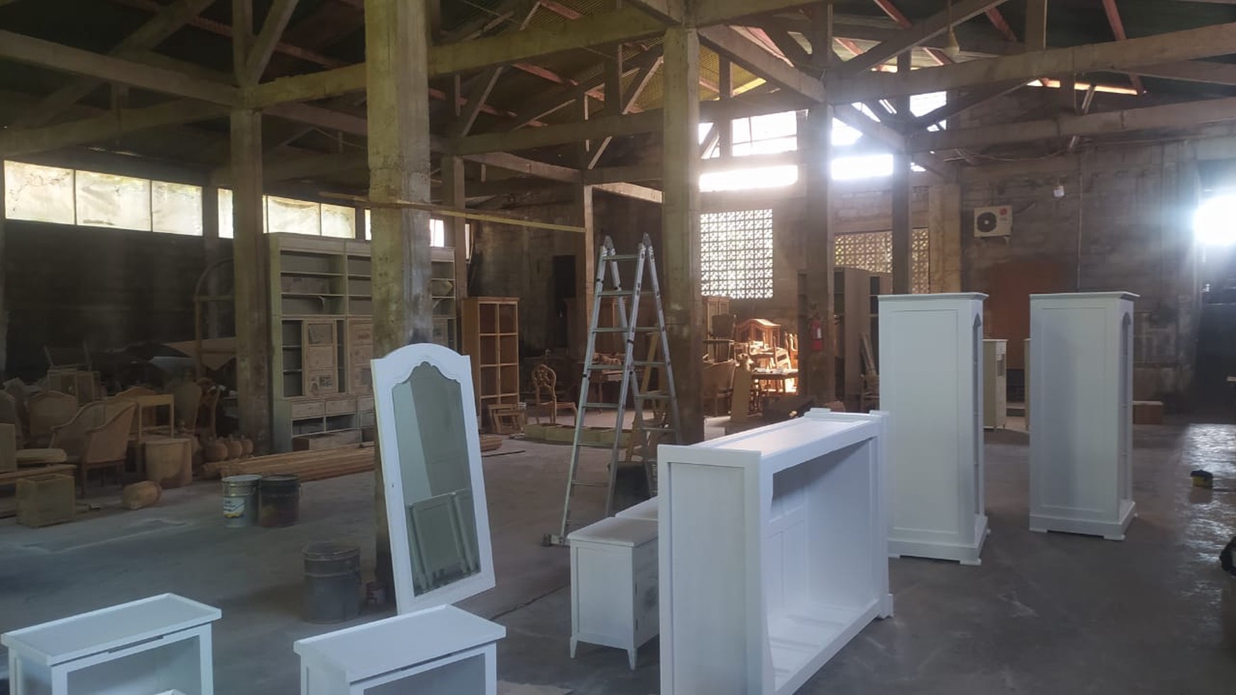 Dijual Gudang Siap Pakai Luas 1713 Meter Persegi Lokasi Kasihan Bantul 