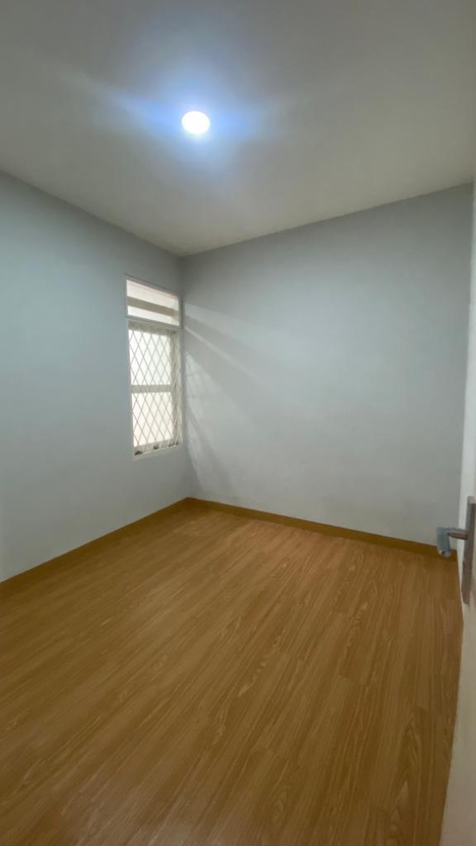 Rumah Cantik Siap Huni di Griya Loka BSD