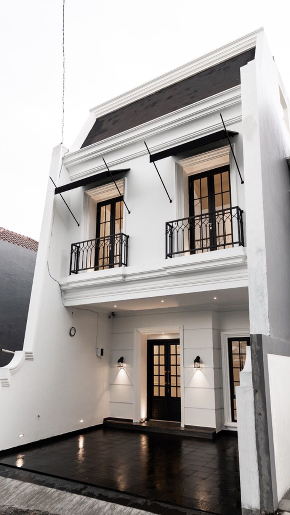 Rumah Baru dalam Cluster Modern & Mewah di Jakarta Selatan