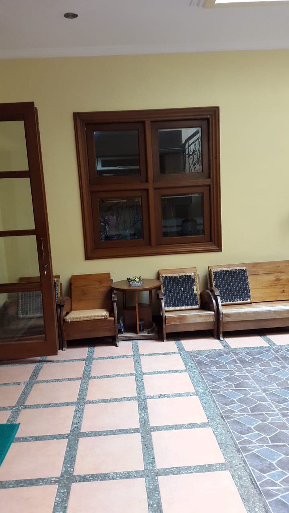 785. Dijual Rumah Manyar Kartika Surabaya