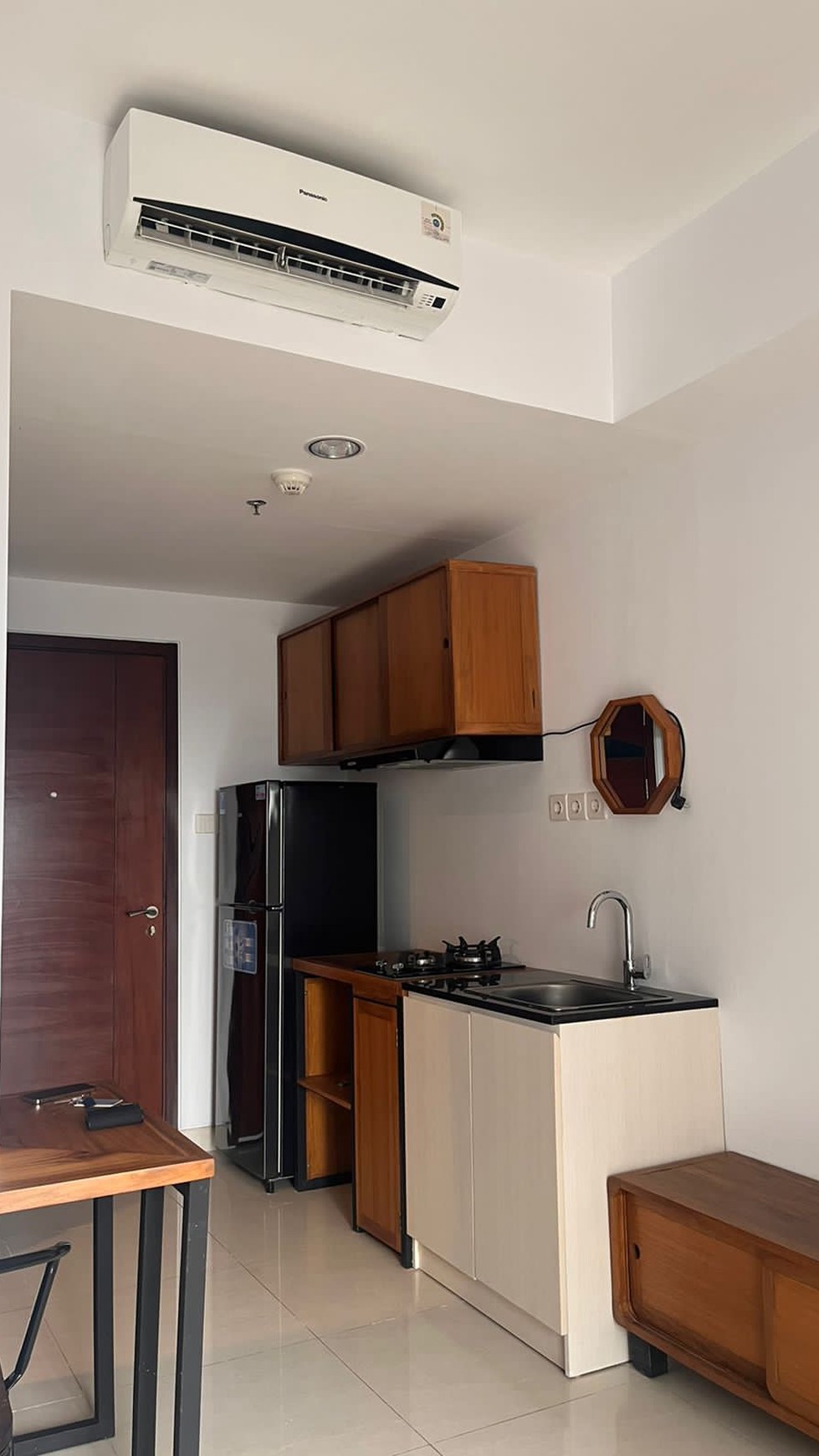 Apartemen Semi Furnished Siap Huni dengan Fasilitas Lengkap @Apartemen The Crest