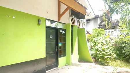 Villa Delima Lebak Bulus , rumah di dalam kompleks yang tenang, 200m2, lokasi dekat MRT 