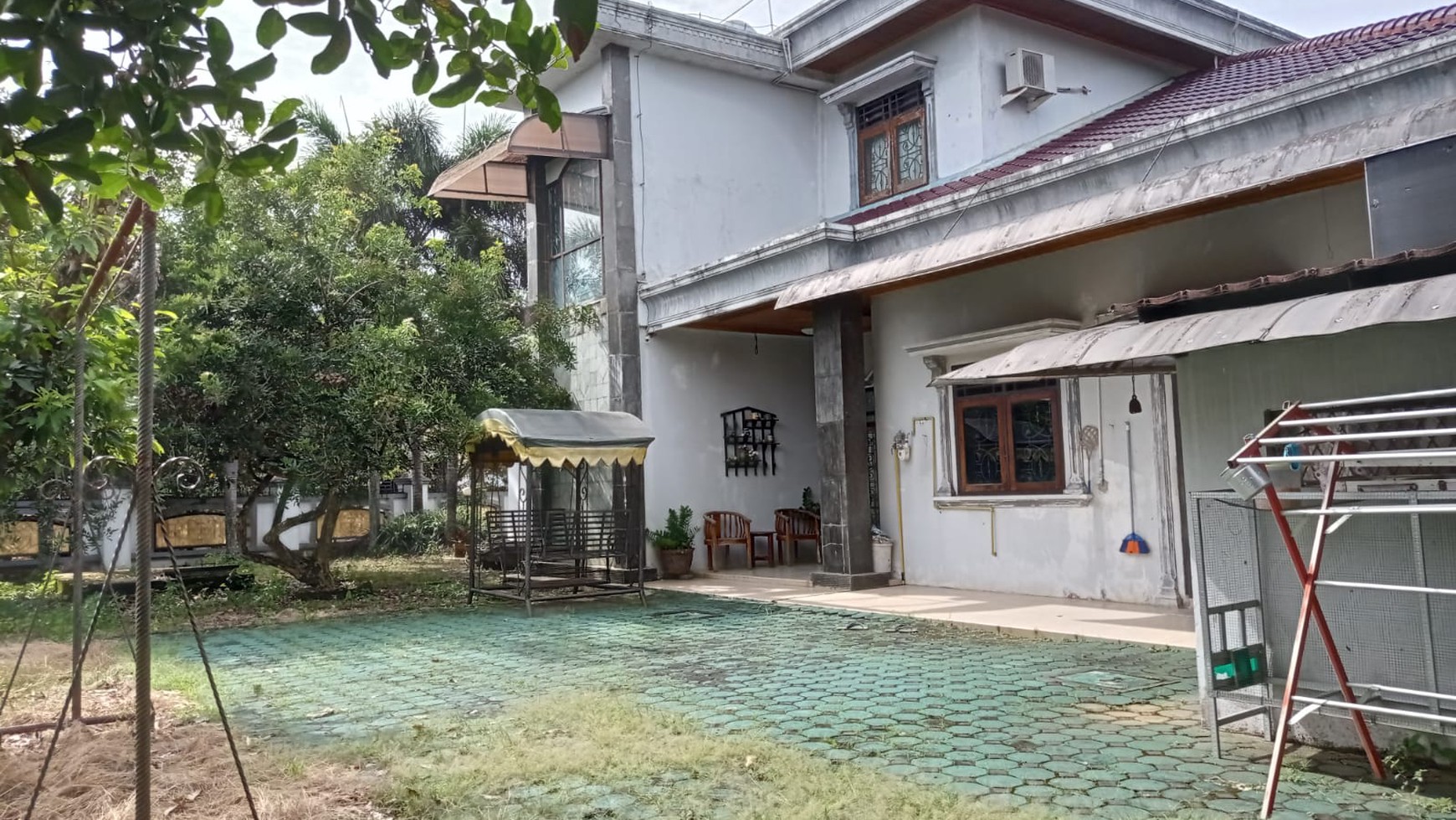 Rumah mewah dijual cepat