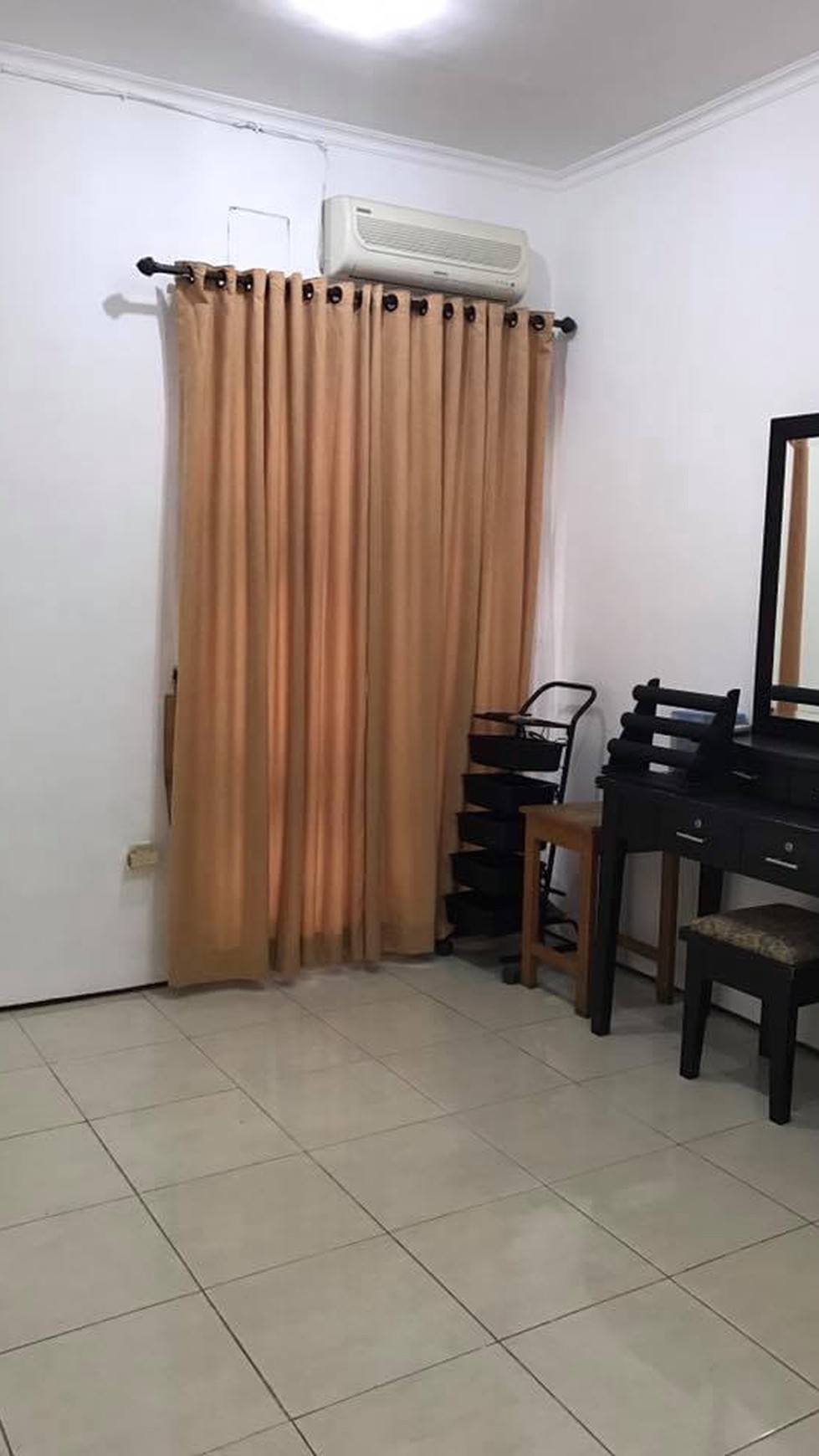 Rumah Siap Huni, Posisi Hook, dan Hunian Nyaman @Bintaro Sektor 9