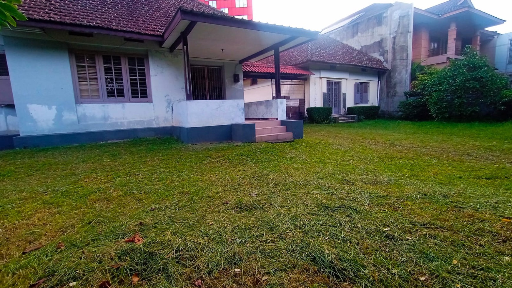 Rumah Asri Terawat di Sayap Dago, Bandung Utara