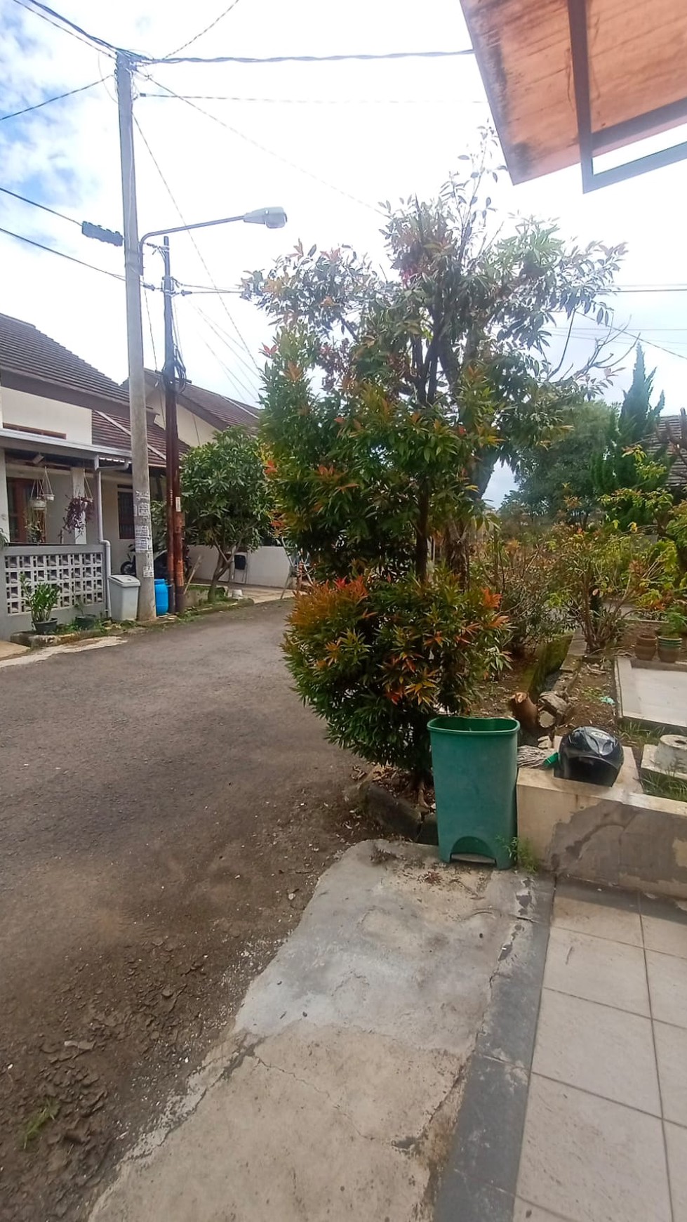 Rumah Minimalis di Komp De Green Residence, Bandung