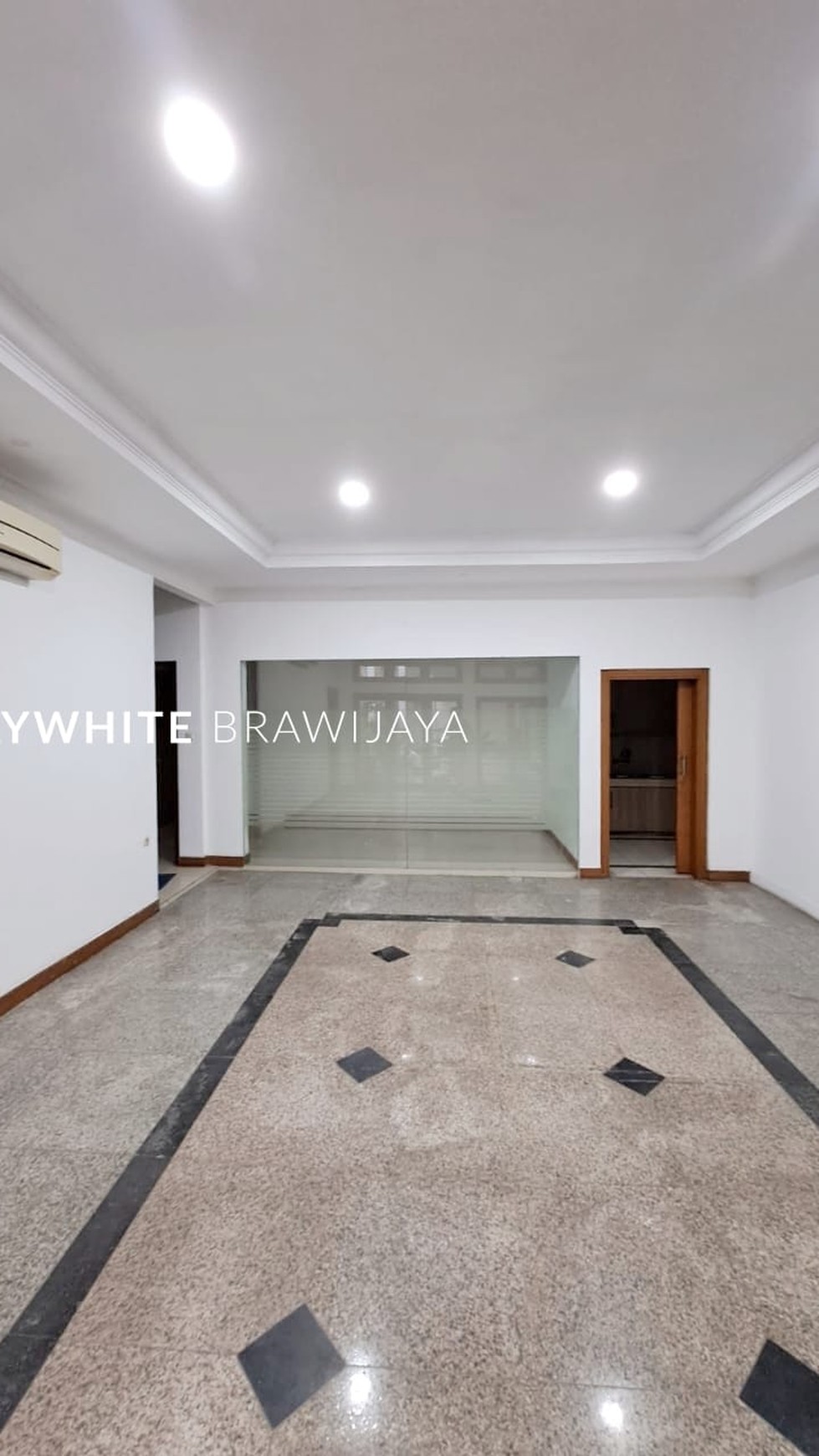 Rumah Cocok Untuk Kantor Area Dharmawangsa Kebayoran Baru 