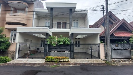 Rumah cantik siap huni di Mandar Bintaro 