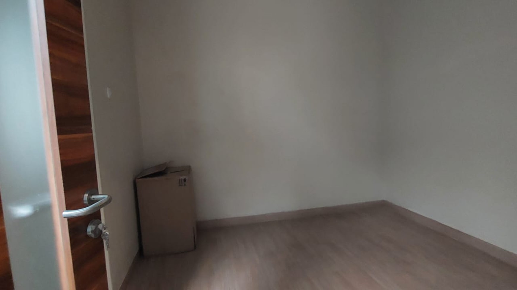 Rumah cantik siap huni di Mandar Bintaro 