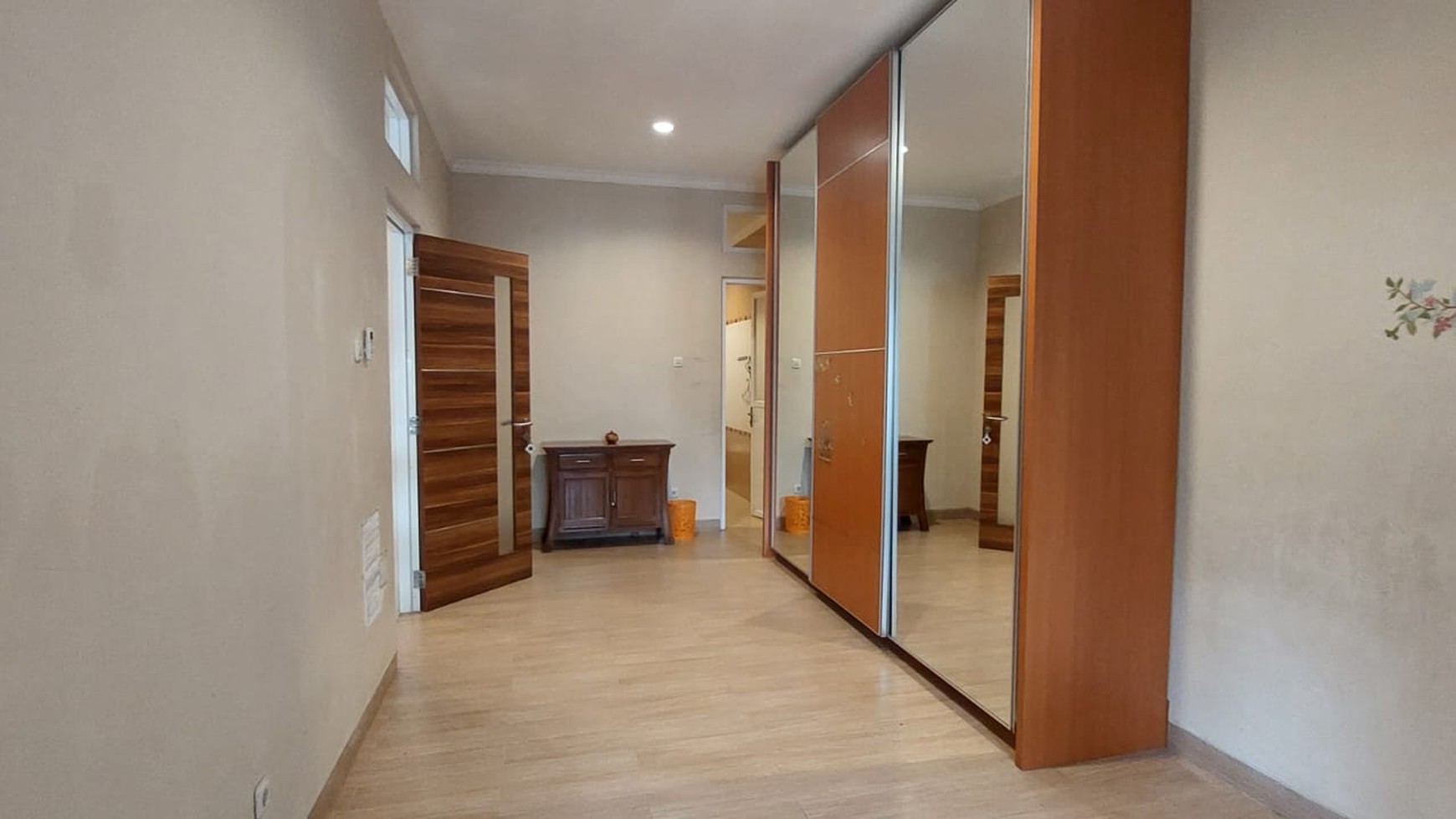 Rumah cantik siap huni di Mandar Bintaro 