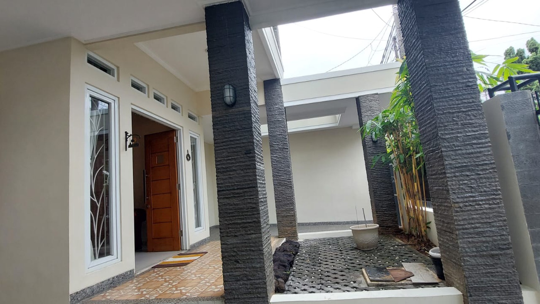 Rumah cantik siap huni di Mandar Bintaro 