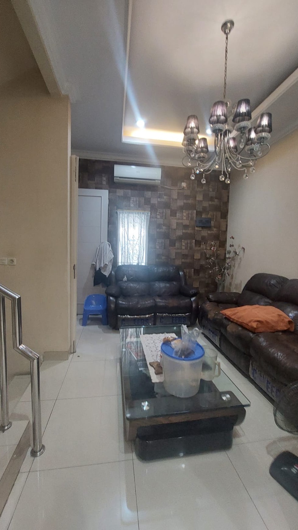 Rumah Rapih dan Apik, Furnished siap huni di Graha Raya Bintaro