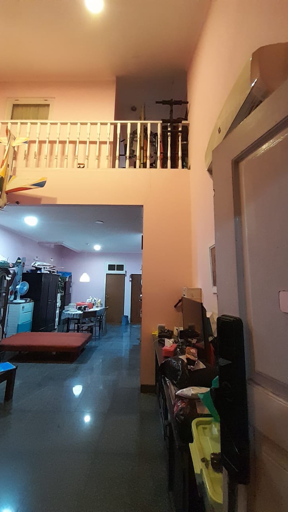 Dijual  Rumah 2 lantai di Pinang Perak, Pondok Indah Kebayoran lama Jakarta selatan