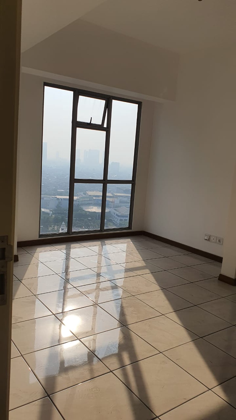 disewa kembali apartemen type 1 BR Furnish siap huni M-Town Tower Avery Gading Serpong Tangerang