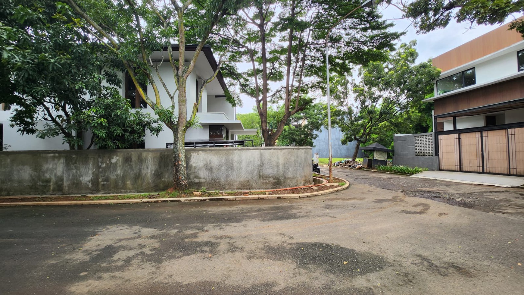 Rumah Bagus di Bintaro Jaya sektor 9