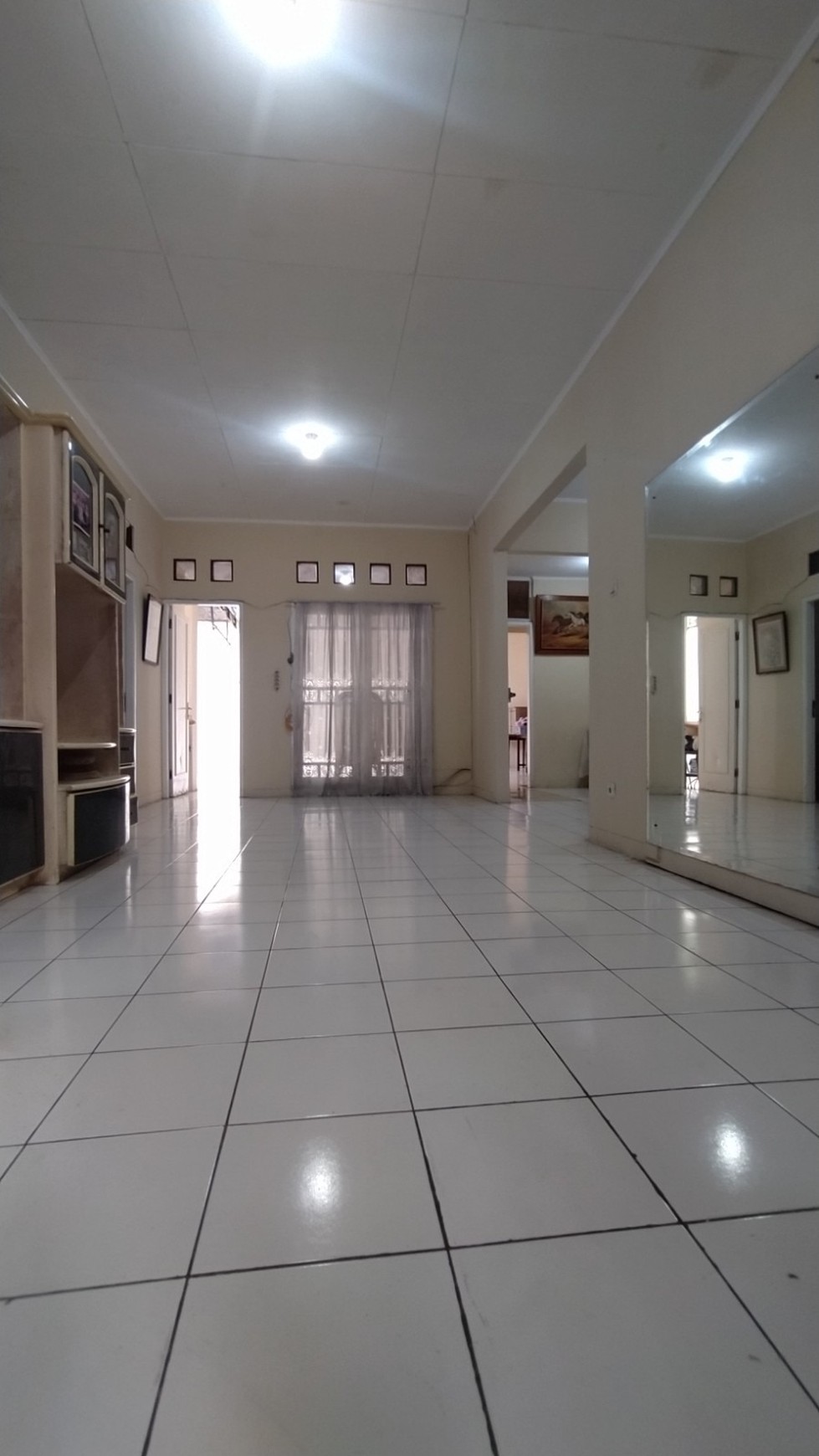 Rumah rapih di Nusa Loka Sektor 14.4 BSD City