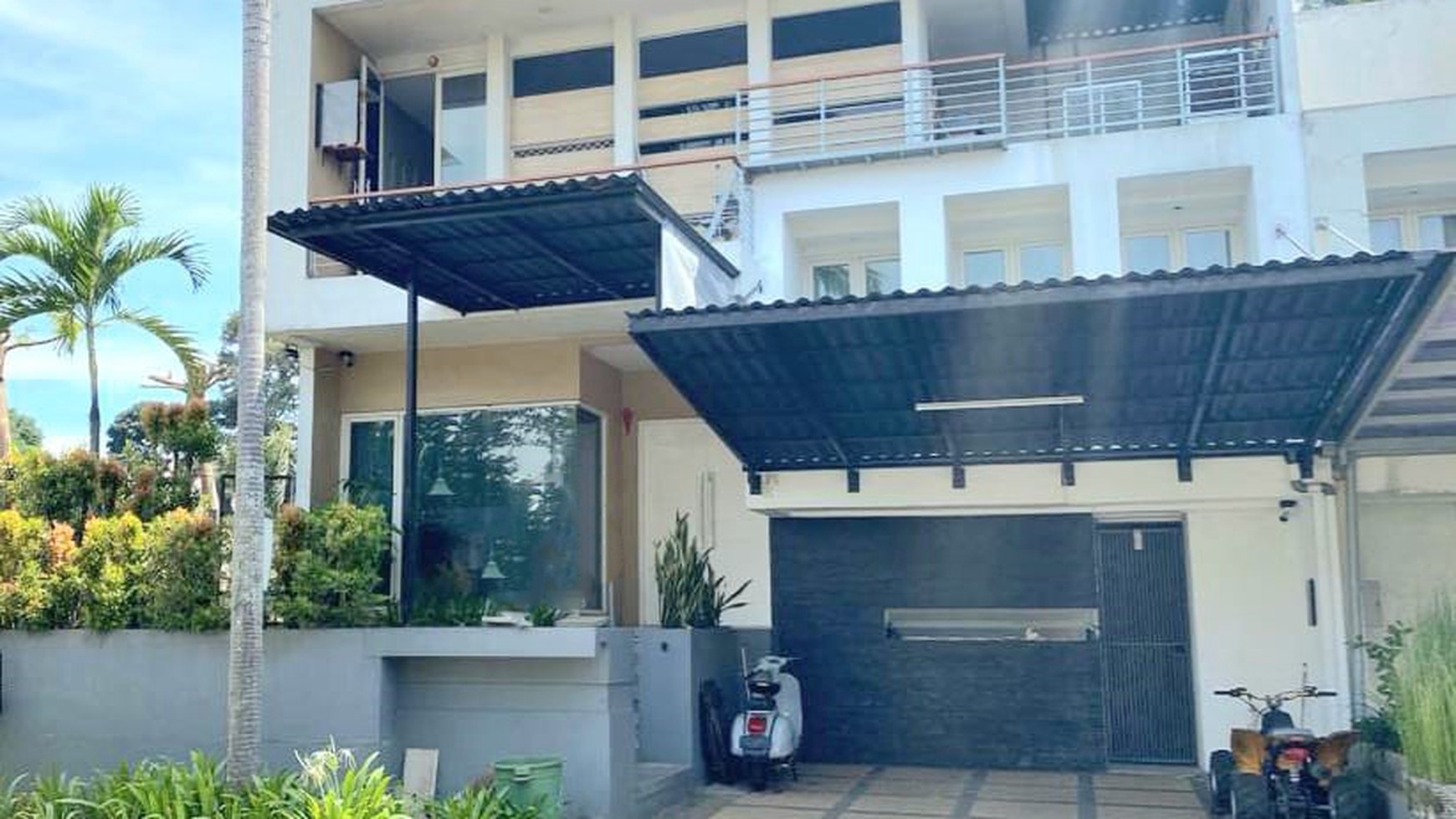 Rumah Hook di Rancamaya Golf Estate, Ciawi Bogor