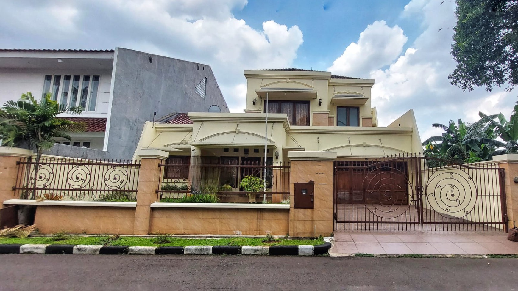 Rumah Lux di Bintaro Jakarta Selatan 