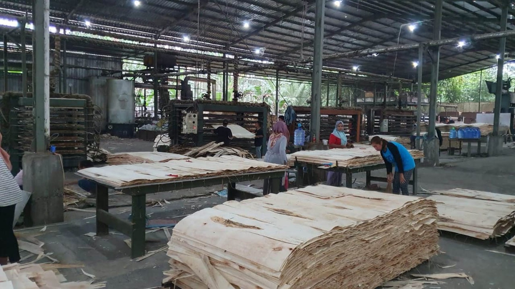 Dijual.1,3 Ha Pabrik Lempeni - Tempeh - Kab.Lumajang - Jawa Timur plus MESIN lengkap